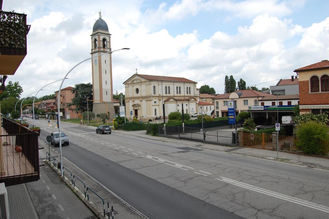 Locazione Turistica Elite Parco Brentelle Bed & Breakfast - Chiesanuova 135 E 167 パドヴァ エクステリア 写真